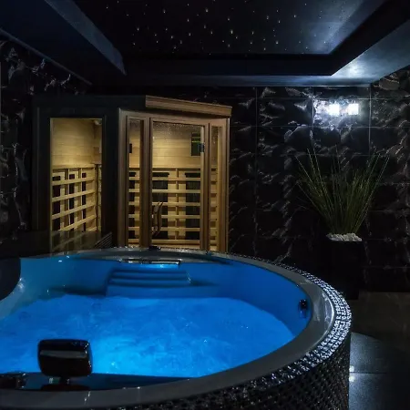 Villa Lush In With Sauna *