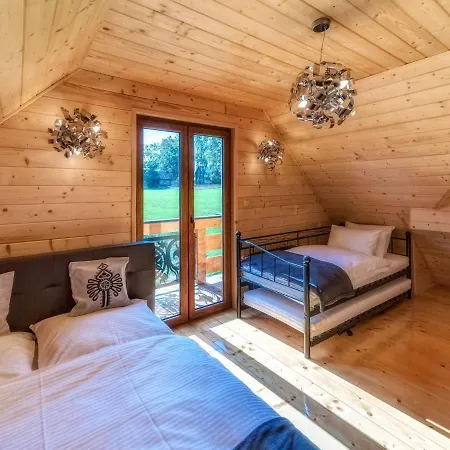 Lush In With Sauna Villa Nowy Targ