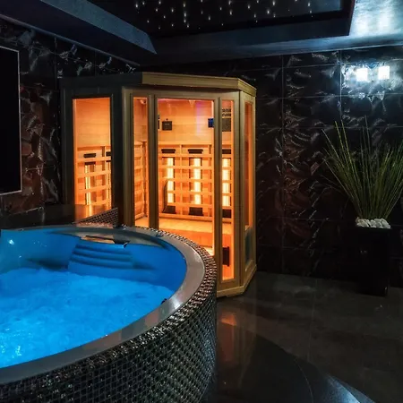 Villa Lush In With Sauna *