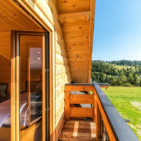 Villa In Nowy Targ With Mountain Views & Pool 新塔尔格